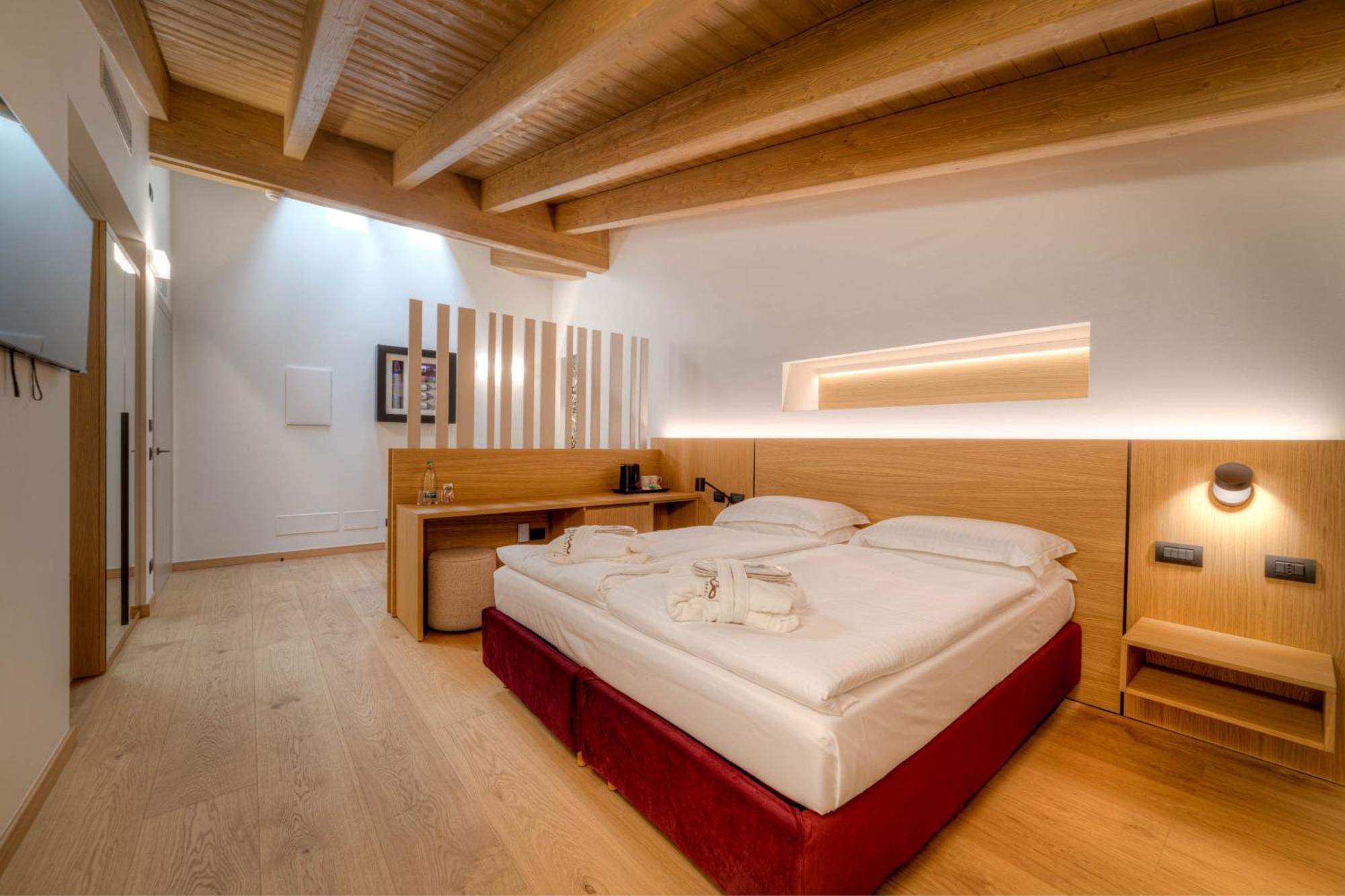 Wine Hotel San Carlo - Relais & Spa - Boutique Hotel Chiuro Eksteriør bilde