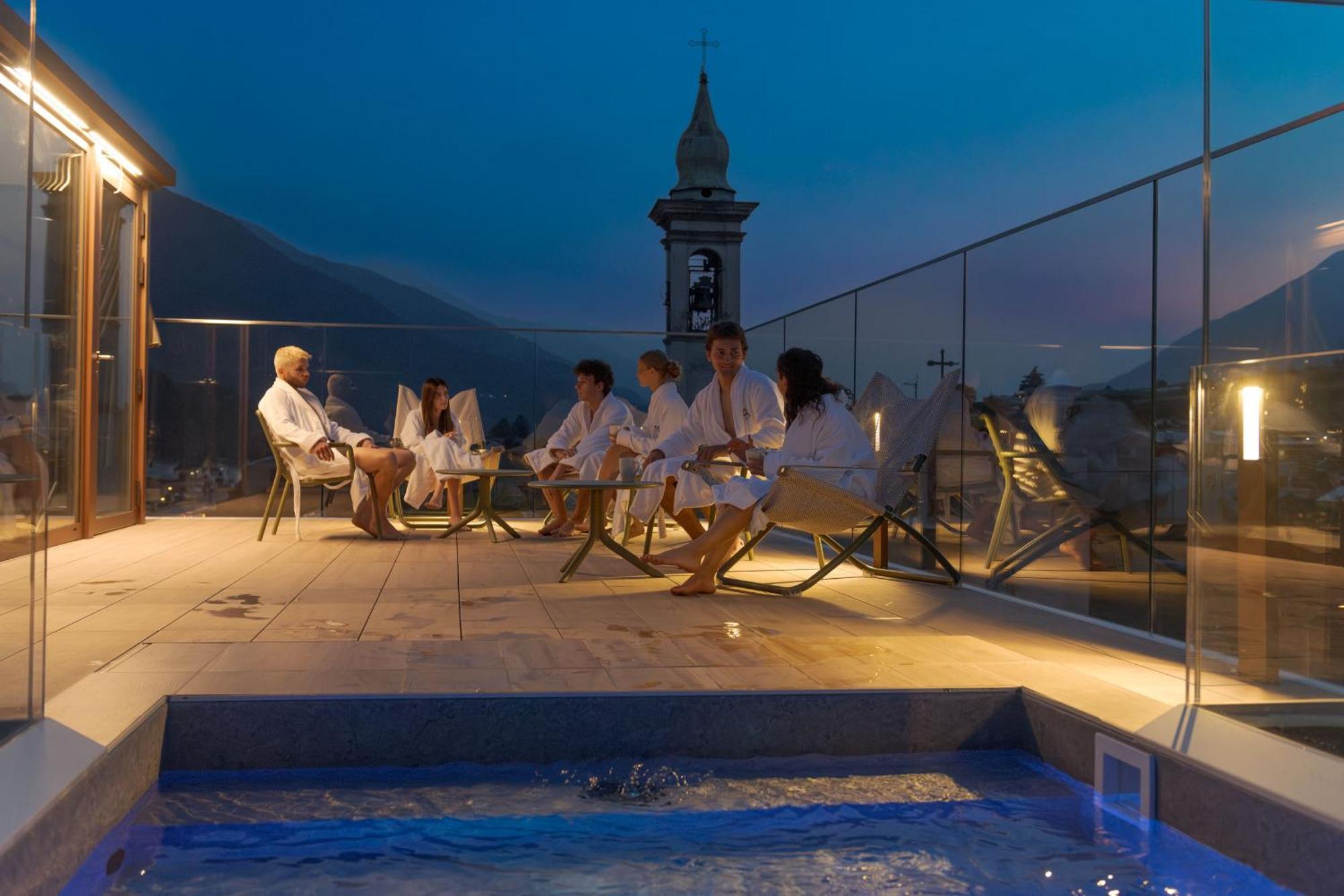 Wine Hotel San Carlo - Relais & Spa - Boutique Hotel Chiuro Eksteriør bilde