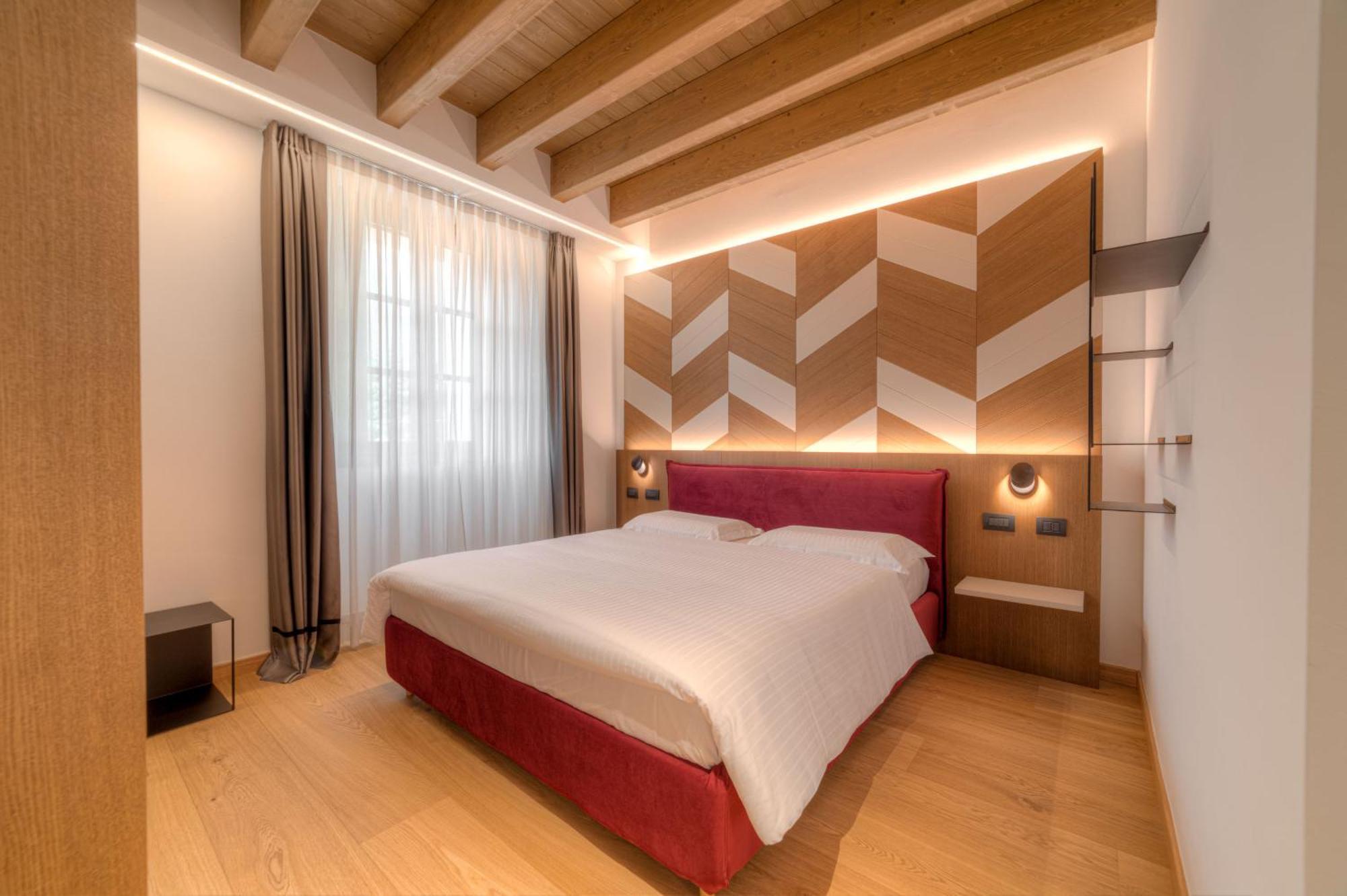 Wine Hotel San Carlo - Relais & Spa - Boutique Hotel Chiuro Eksteriør bilde