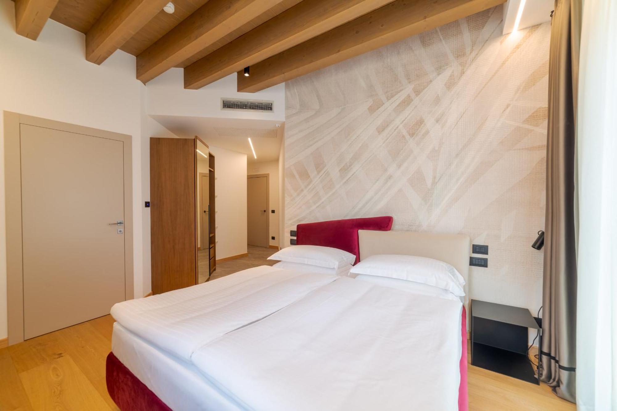 Wine Hotel San Carlo - Relais & Spa - Boutique Hotel Chiuro Eksteriør bilde