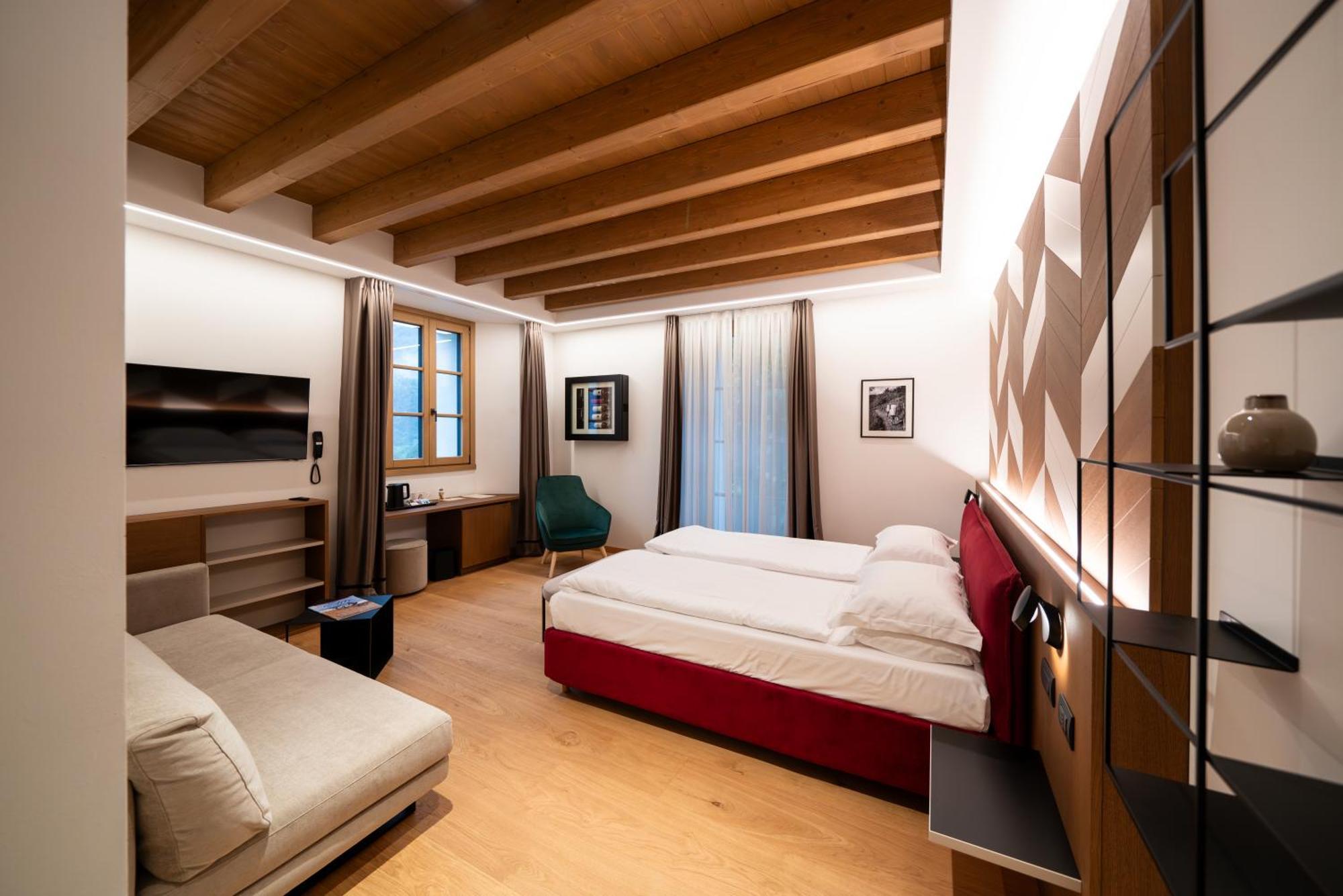 Wine Hotel San Carlo - Relais & Spa - Boutique Hotel Chiuro Eksteriør bilde